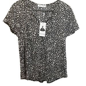 Angashion Brown & Black Leopard Print Peplum Cap Sleeve Blouse Size Medium NWT